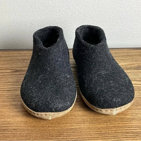 Glerups Charcoal Wool Slippers, New in Box - Picture 4 of 12